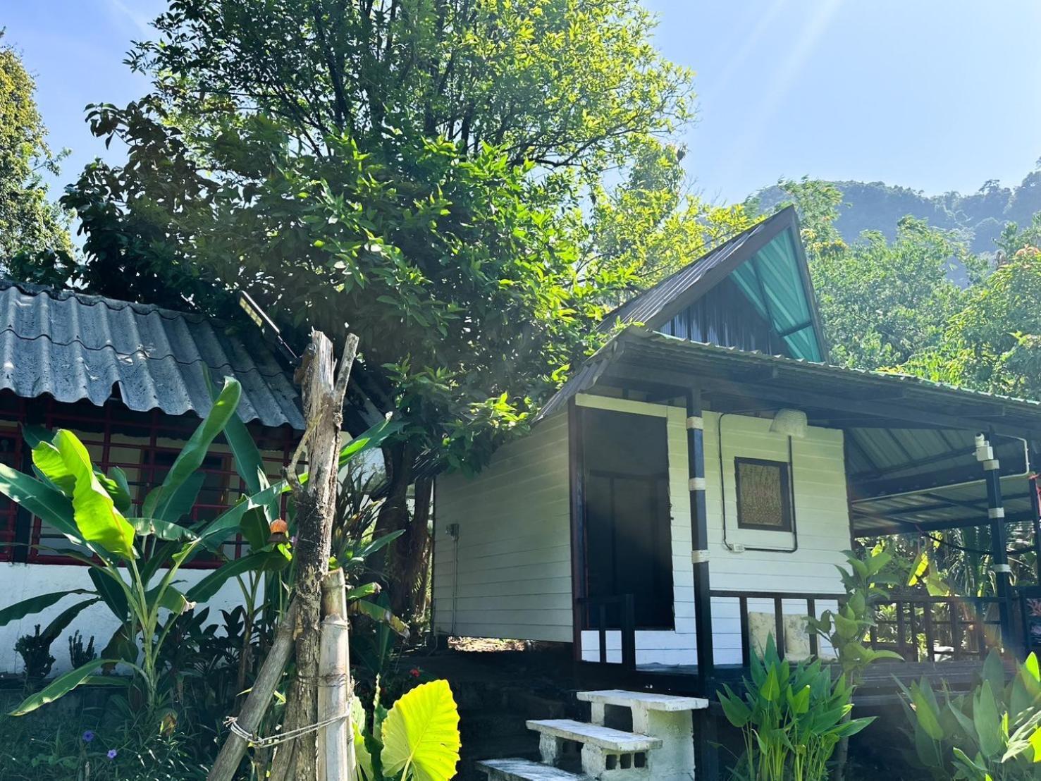 Baan Suanthip Homestay - Aoluek Natural Retreat Ao Luk エクステリア 写真