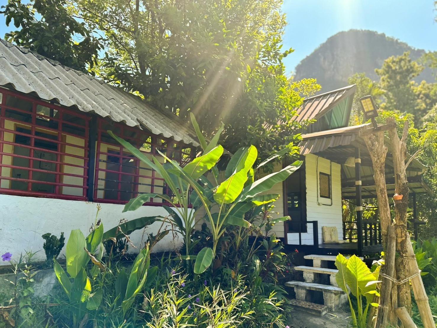 Baan Suanthip Homestay - Aoluek Natural Retreat Ao Luk エクステリア 写真